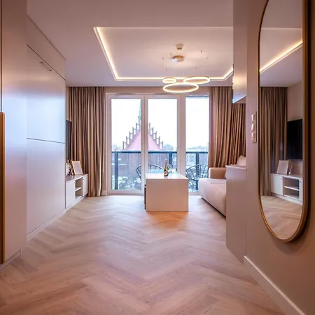 Luxury Mostek *